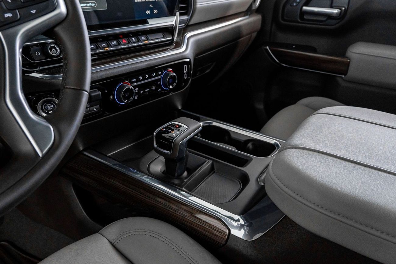 شيفروليه سيلفارادو RST / Brand New / 3 Year Chevrolet Warranty