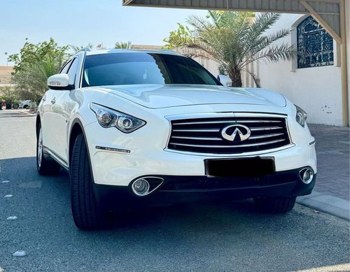 إنفينيتي QX70 Excellence 3.7 GCC