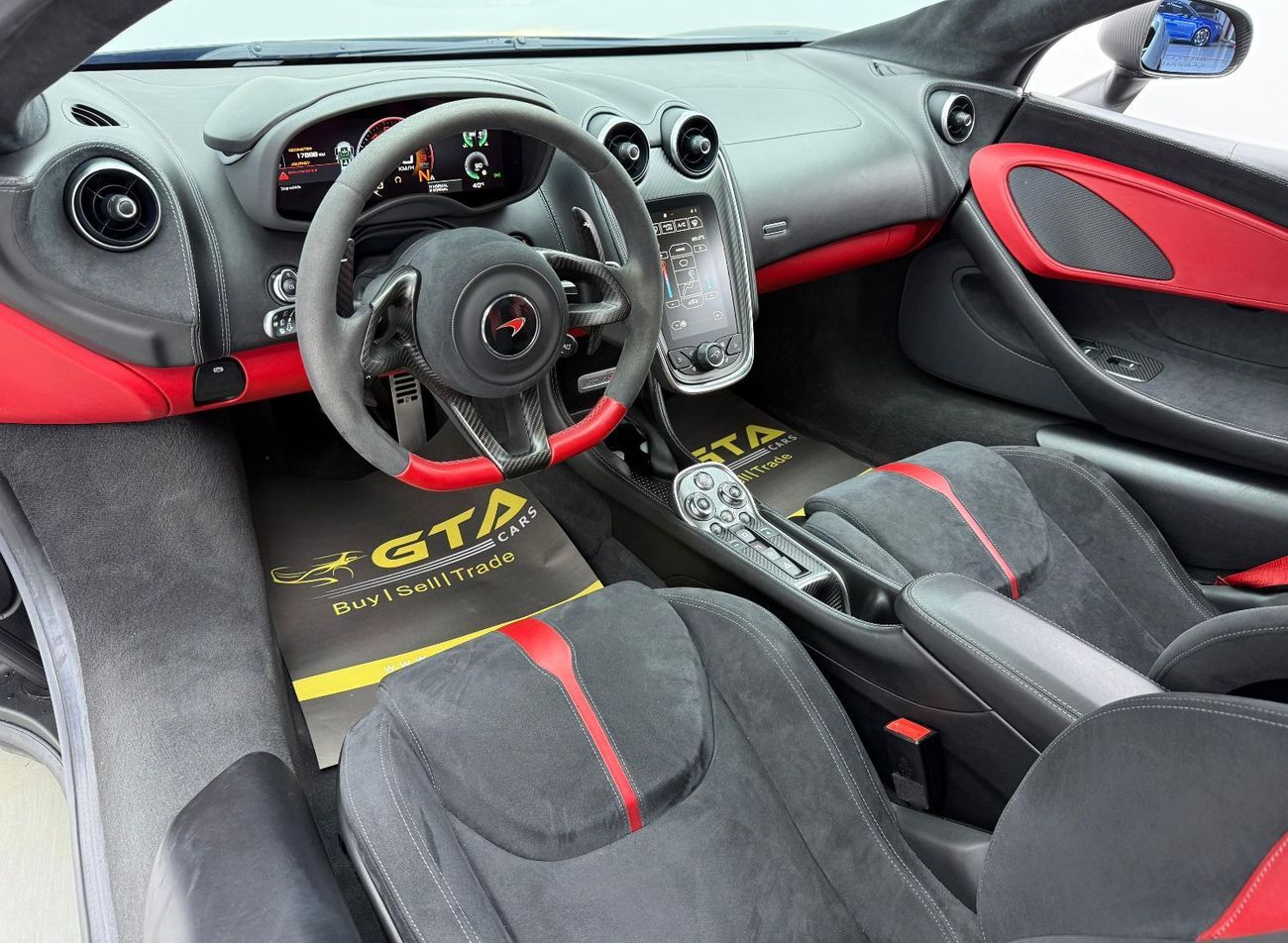 مكلارين 570S 2017 Mclaren 570 S, 2025 Mclaren Warranty, Full Mclaren Service History, Very Low Km, GCC