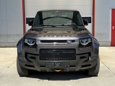 لاند روفر ديفندر OCTA 4.4L AWD