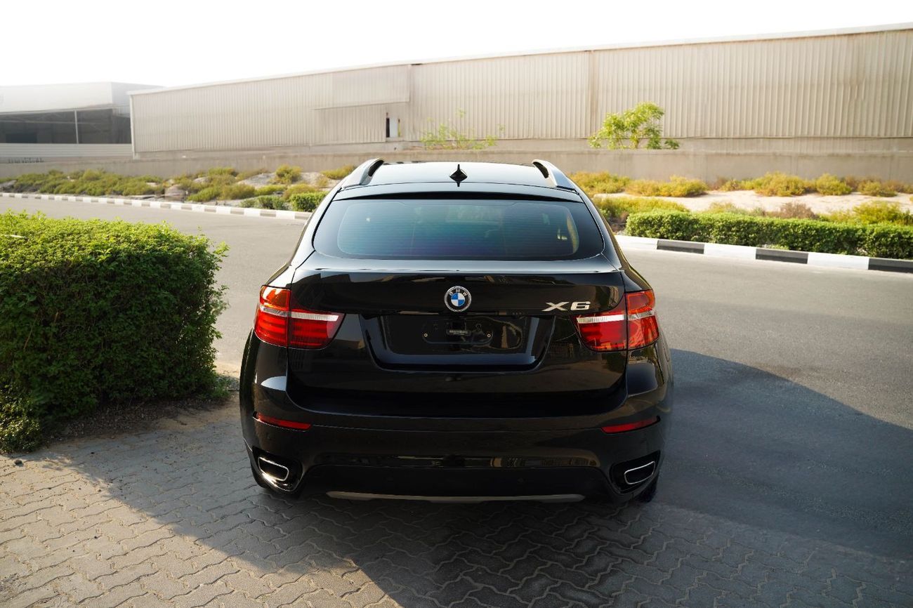 بي أم دبليو X6 50i Exclusive 4.4L