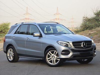 مرسيدس بنز GLE 400 Std 3.0L