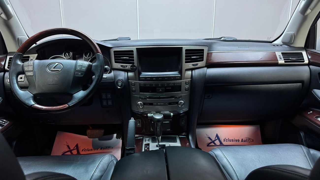 Lexus LX570 American 5.7L