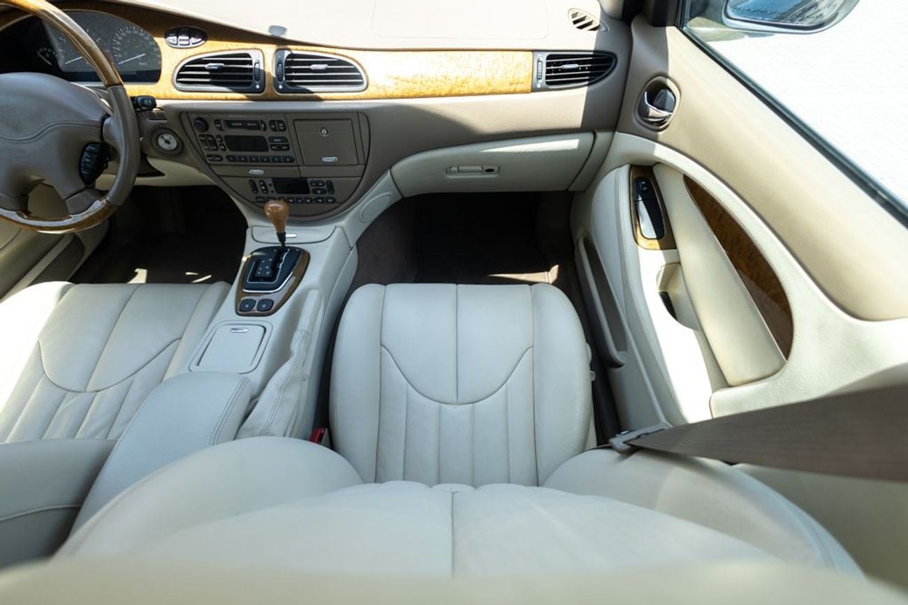 Jaguar S Type Jaguar S-Type 1999 GCC (LOWEST MILEAGE).
