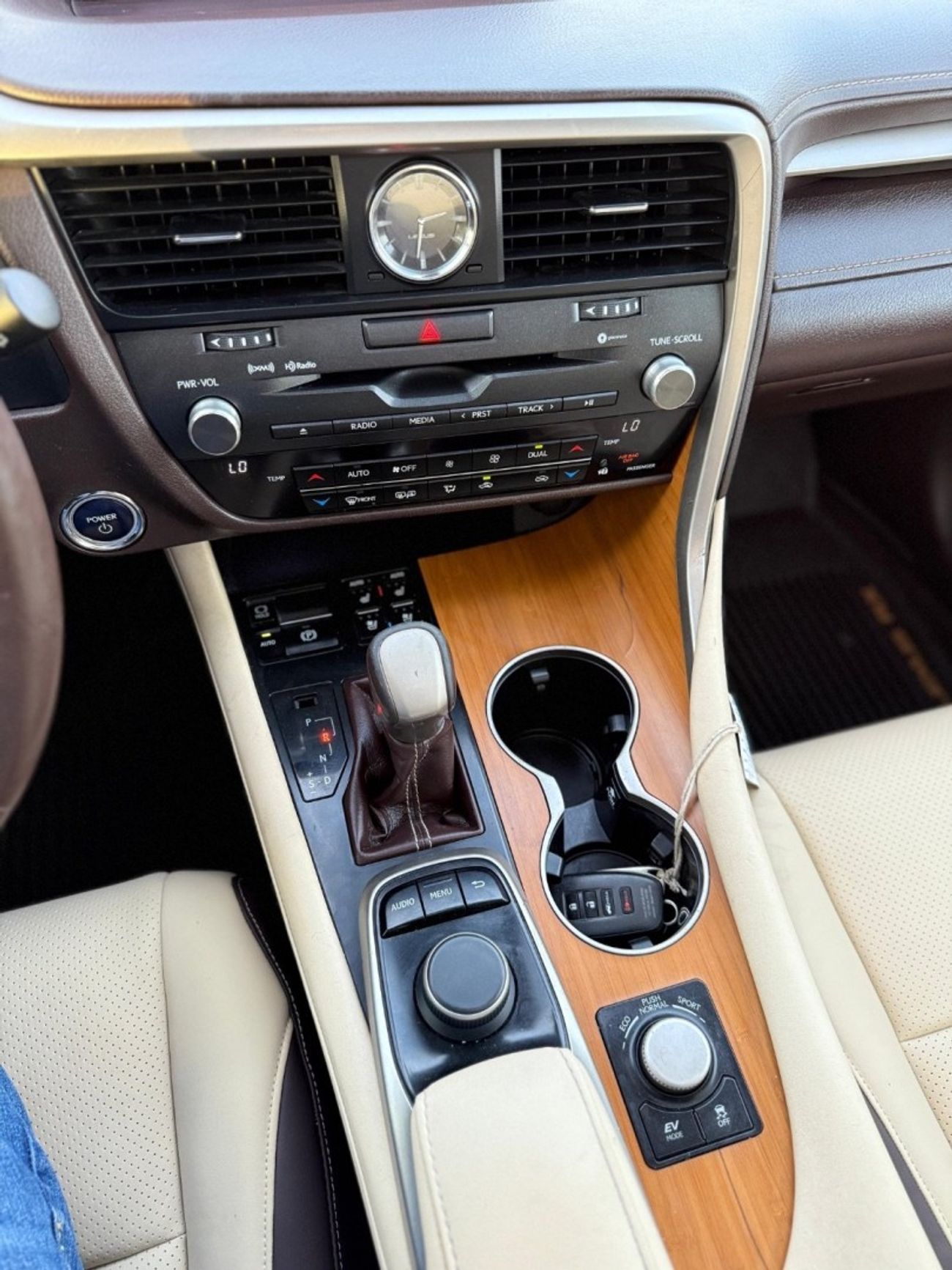 لكزس RX450h Premier 3.5L Hybrid