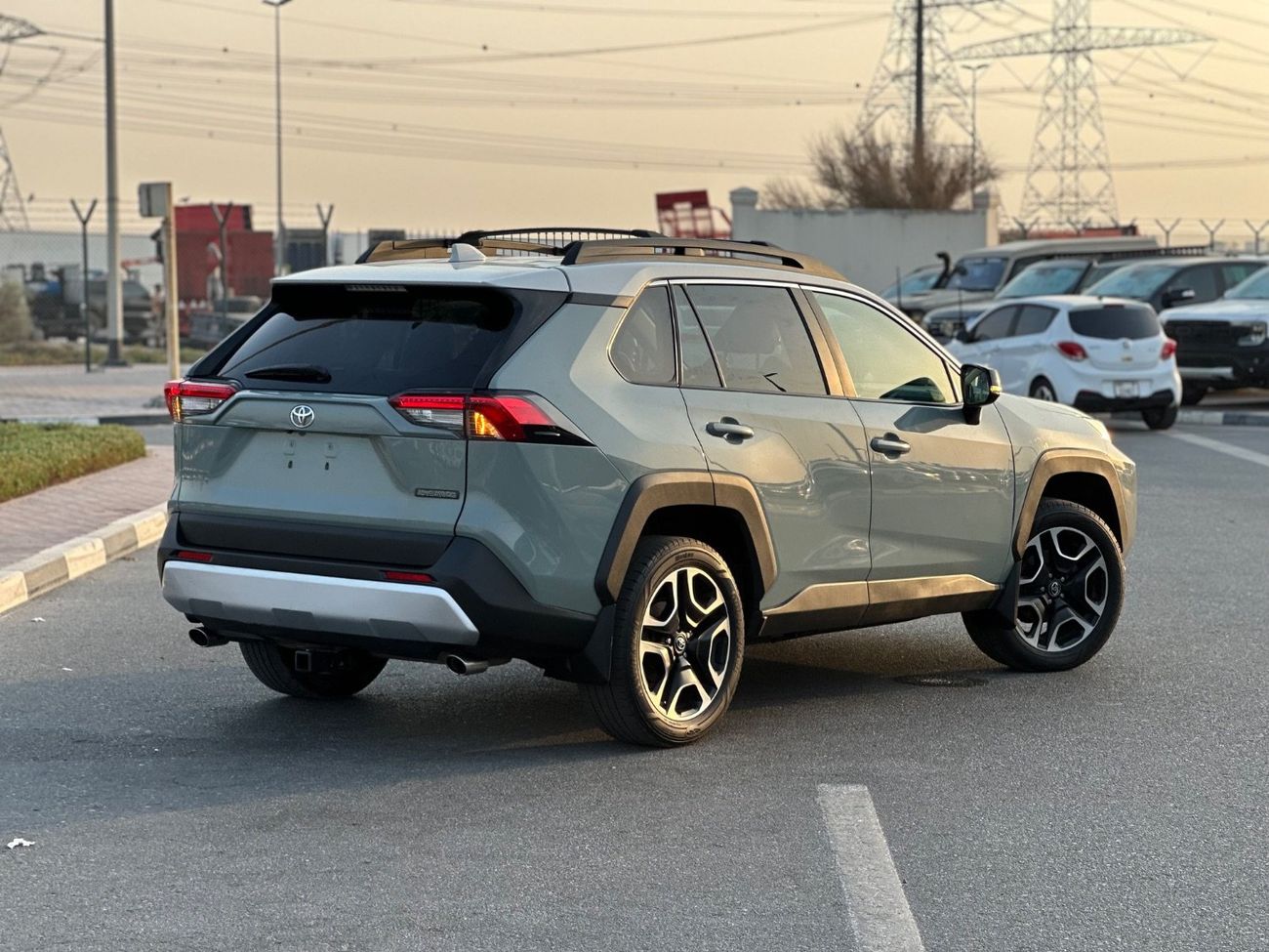 تويوتا راف ٤ Adventure 2.5L 4WD