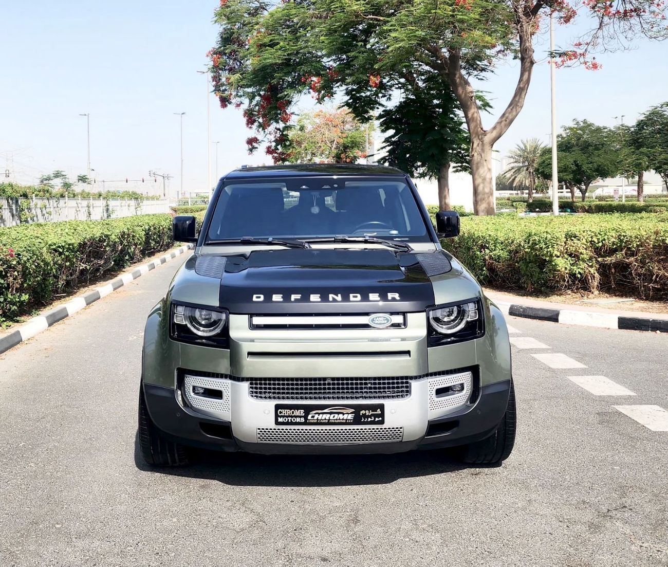 لاند روفر ديفندر P400 90 First Edition 3.0L (6 Seater)