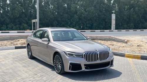 بي أم دبليو 740i Luxury