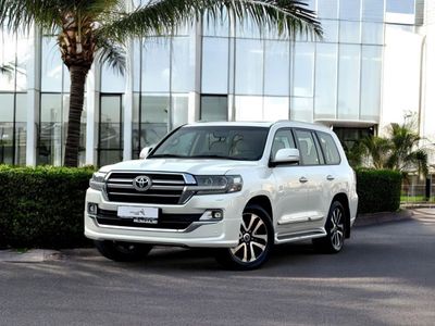 Toyota Land Cruiser GXR 4.0L (271 HP) 4WD AED 2,380 PM | TOYOTA LAND CRUISER GXR | 4.0L V6| GCC | ORIGINAL PAINT | WELL 