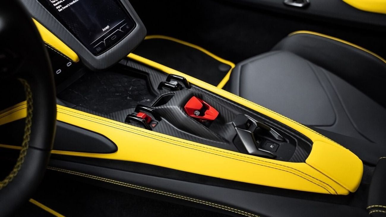 Lamborghini Revuelto 2024 - GCC - Under Warranty