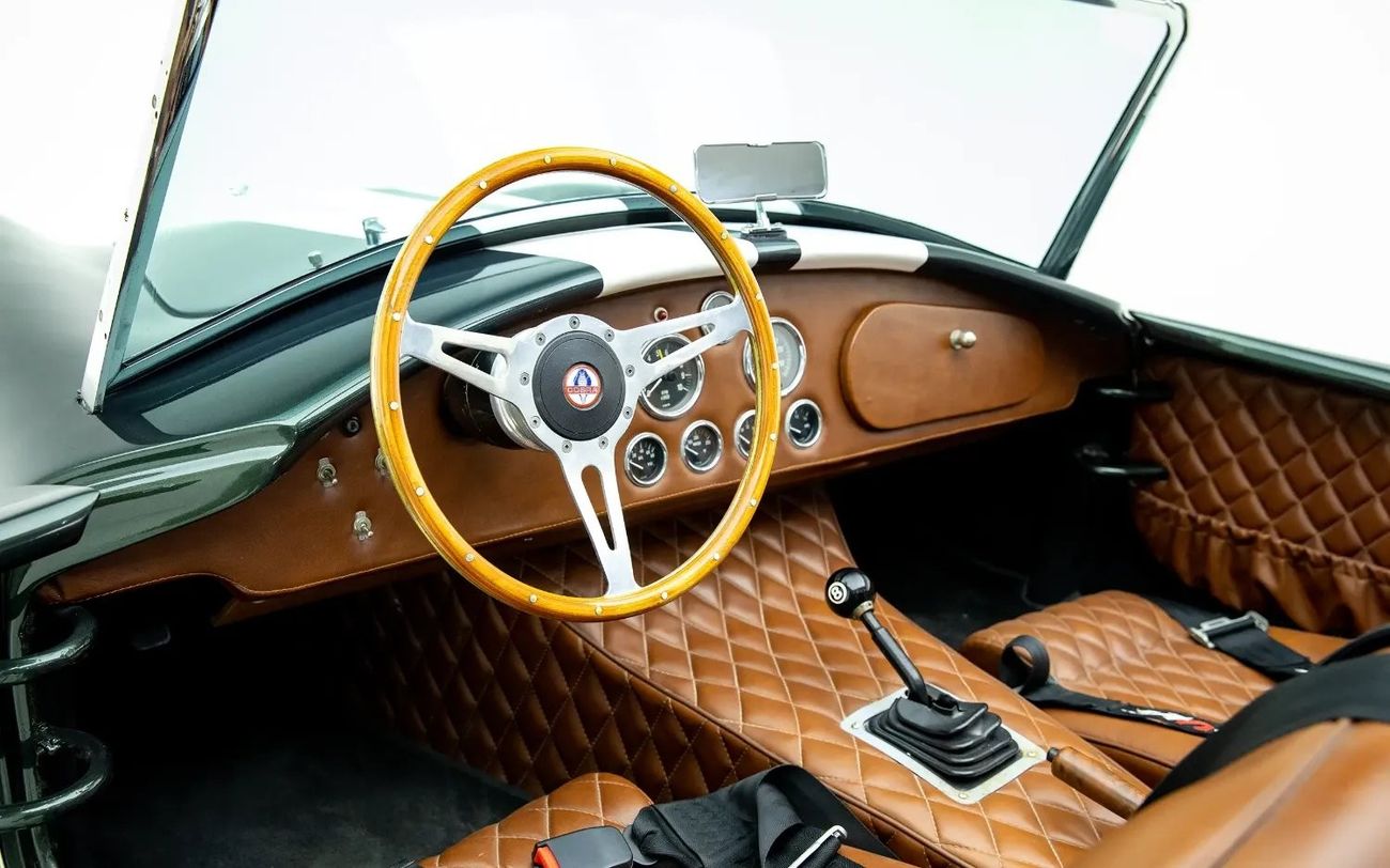 Ford Shelby Cobra - US Spec