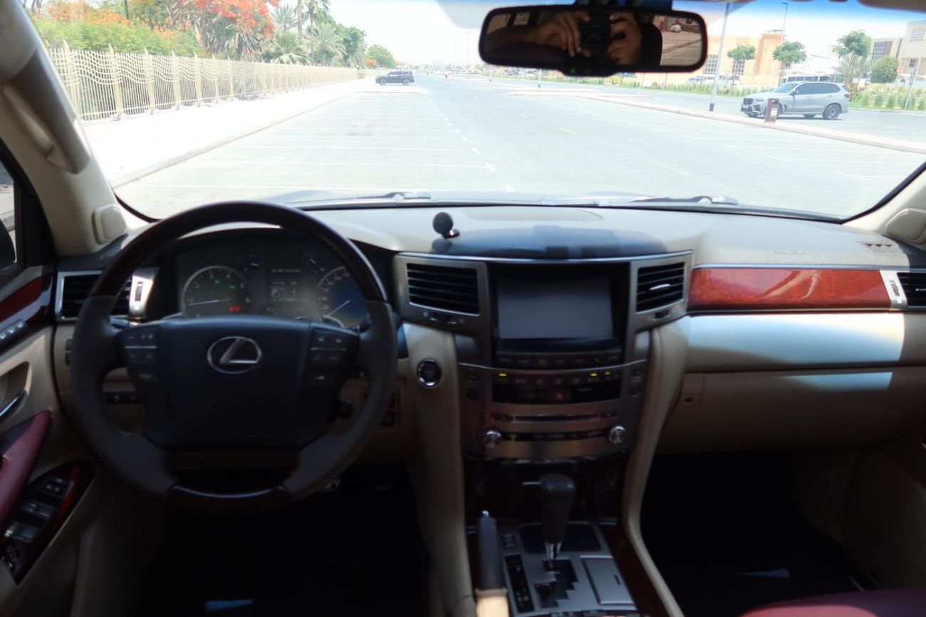 لكزس LX 570 Platinum 5.7L