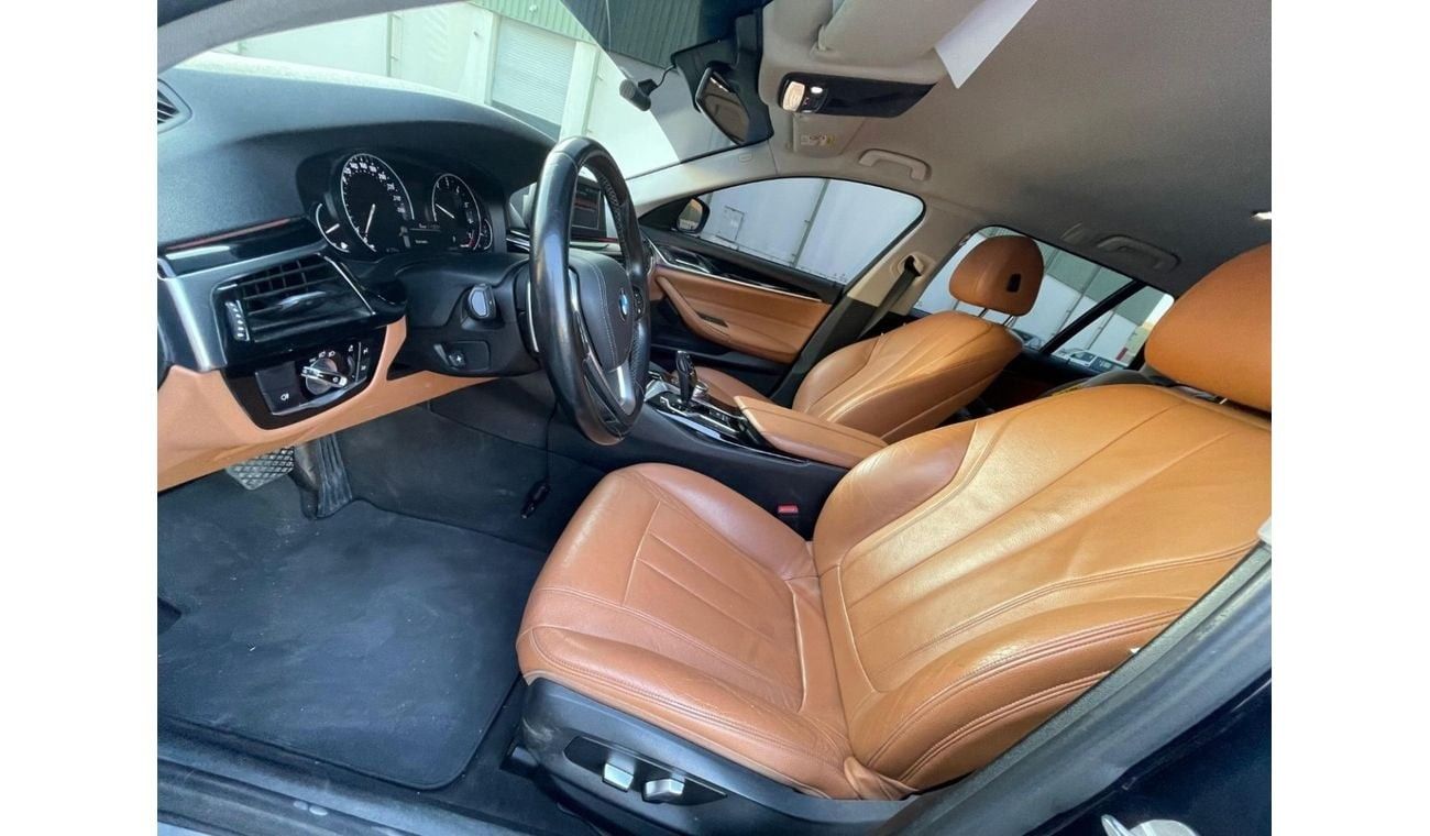 بي أم دبليو 520i M Sport Comfort 2.0L M5 KIT / 20" BREYTON RIM / M PERF BRAKES / IN PERFECT CONDITION