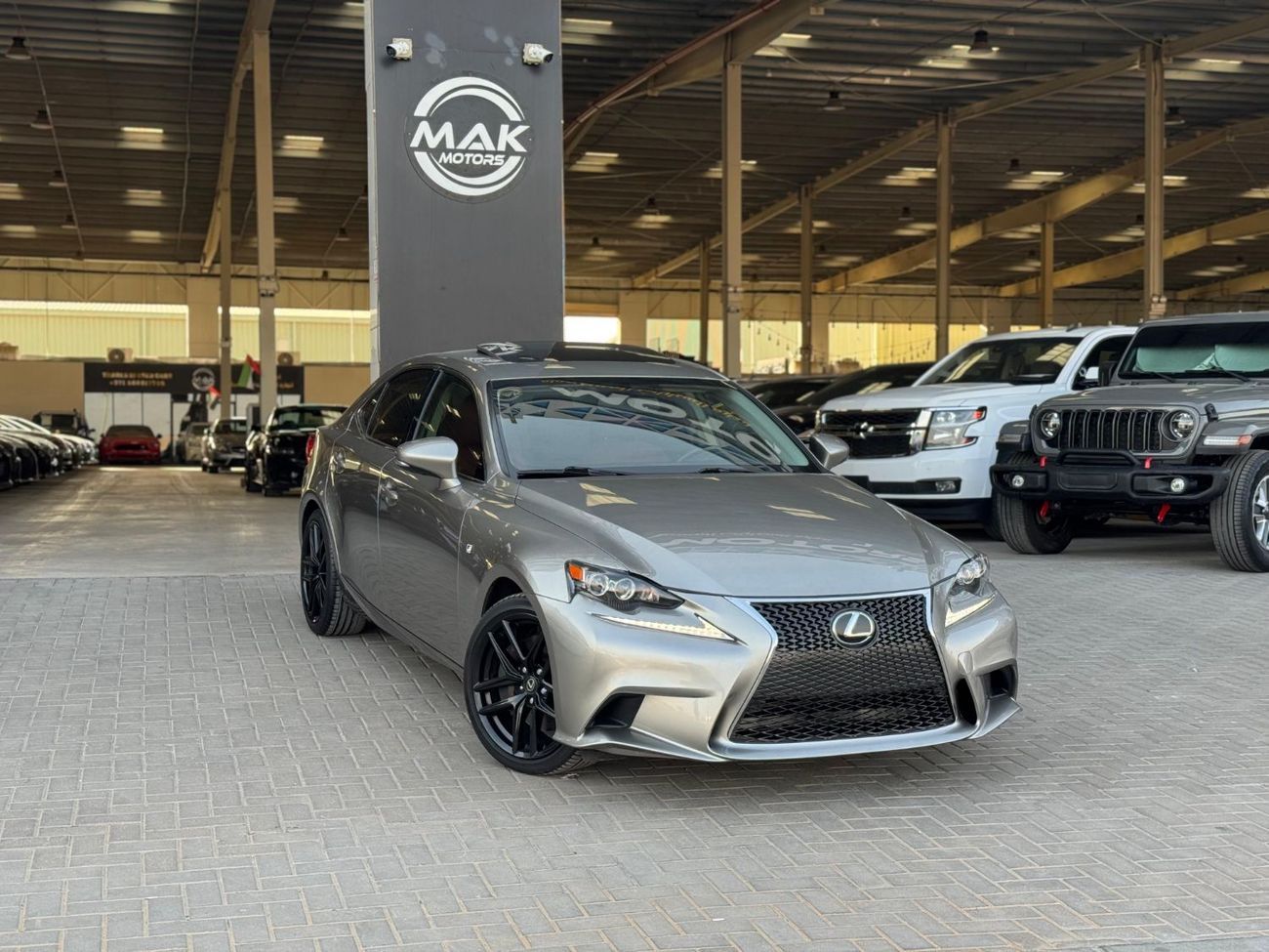 لكزس IS 350 Platinum 3.5L Platinum / 3.5L V6 / FULL OPTION / IN PERFECT CONDITION / DOUBLE XINON LIGHTS