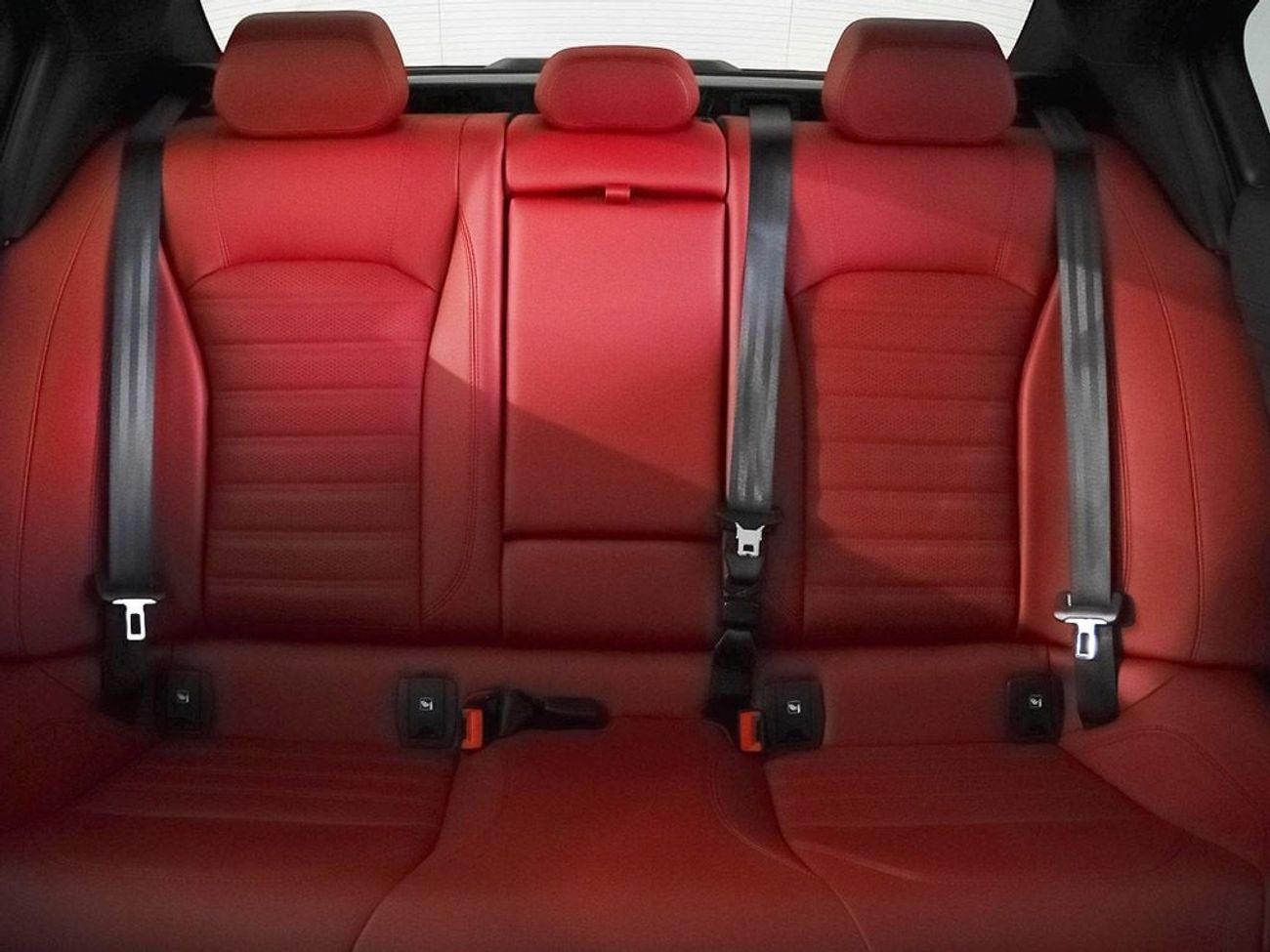 ألفا روميو جوليا 2023 Alfa Romeo Giulia Veloce Q2 / Alfa Romeo Warranty & Service Pack