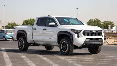 Toyota Tacoma TRD OFF-ROAD/2024/ For Local Registration +10%