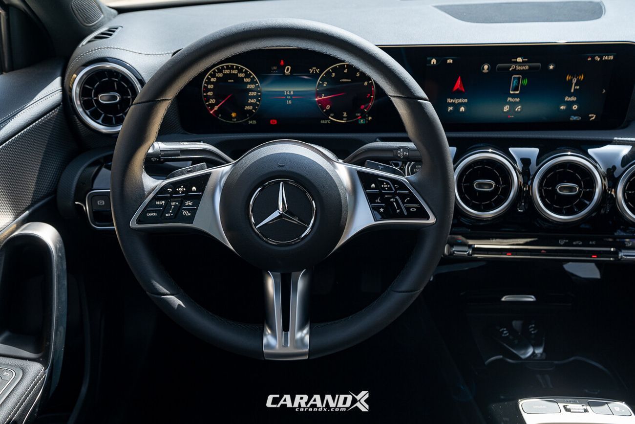 مرسيدس بنز A 180 Mercedes-Benz A 180 1.3L 2025