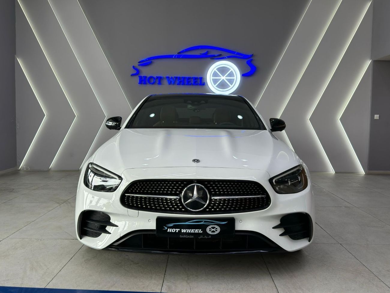 مرسيدس بنز E300 3.0L | GCC Spec | V4