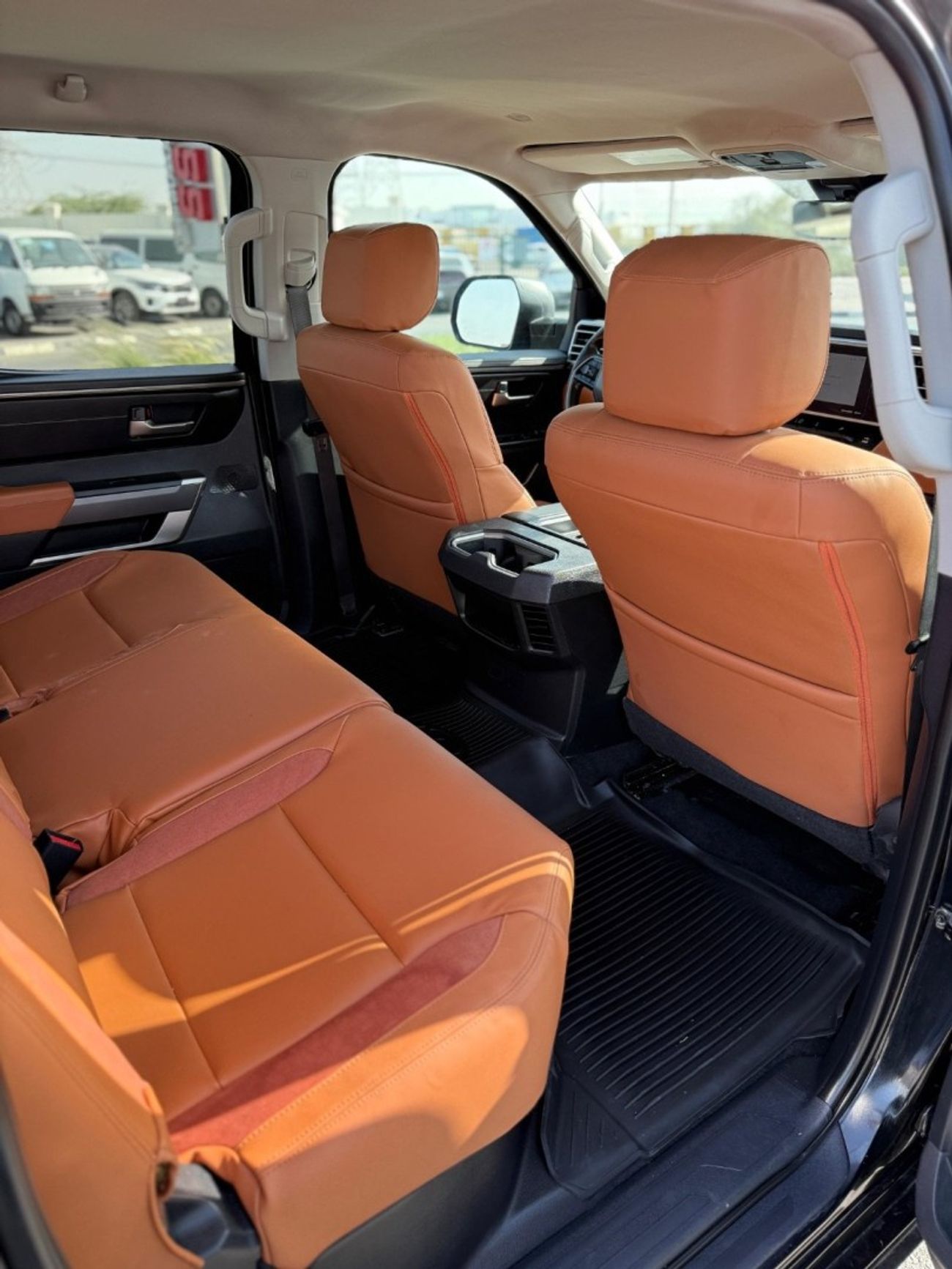 تويوتا تاندرا Toyota Tundra CREWMAX SR5 4WD