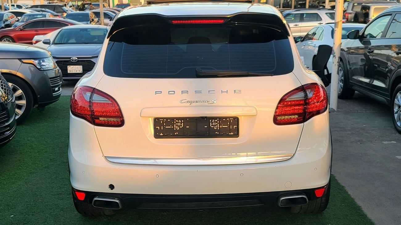 Porsche Cayenne S 4.8L