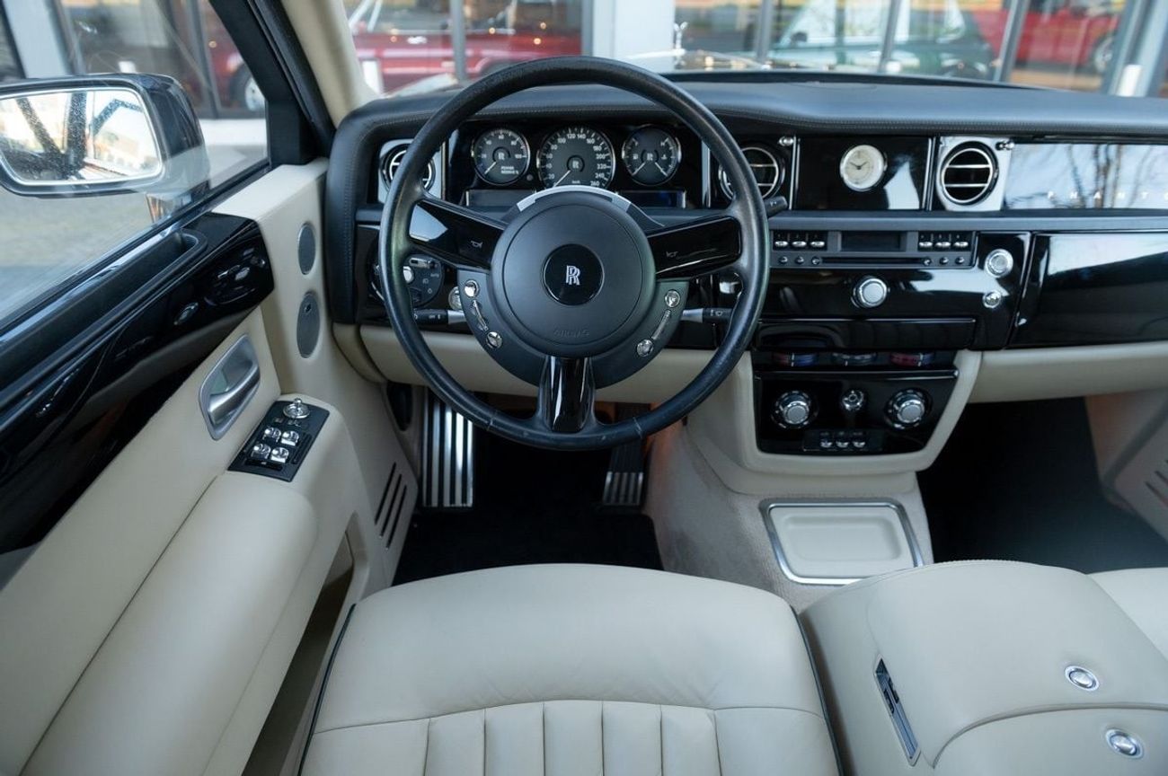 Rolls-Royce Phantom VII V12 6.75