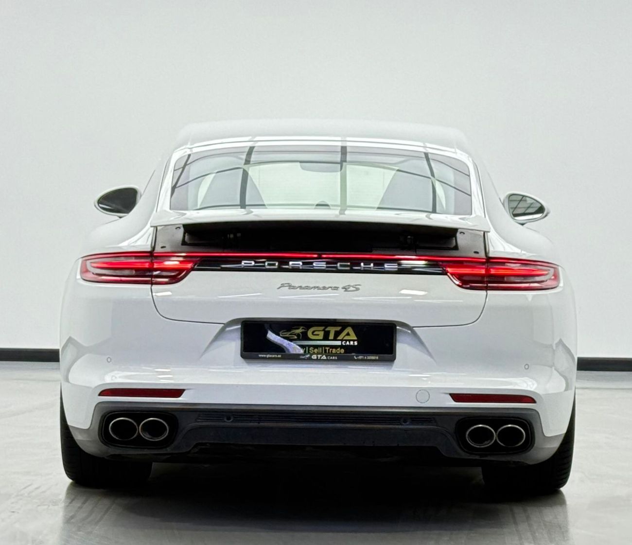 بورش باناميرا 4S 2.9L 2017 Porsche Panamera 4S, Full Porsche Service History, Low Km, Excellent Condition, GCC