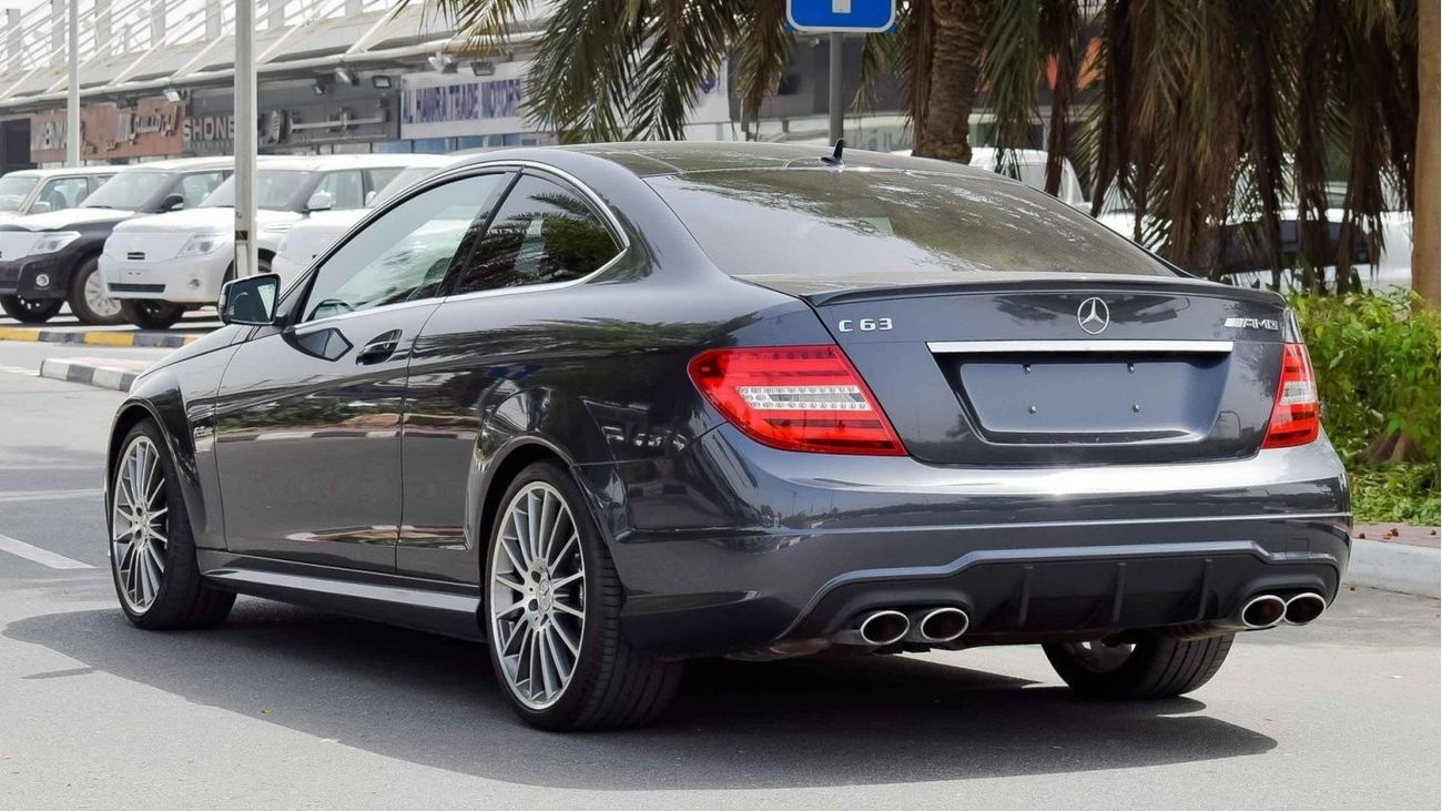 Mercedes-Benz C 63 Coupe