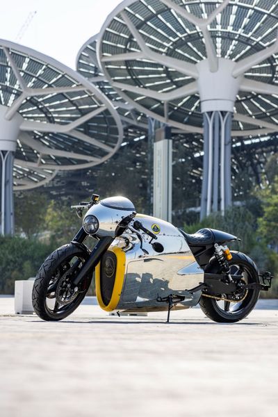 Lotus C 01 