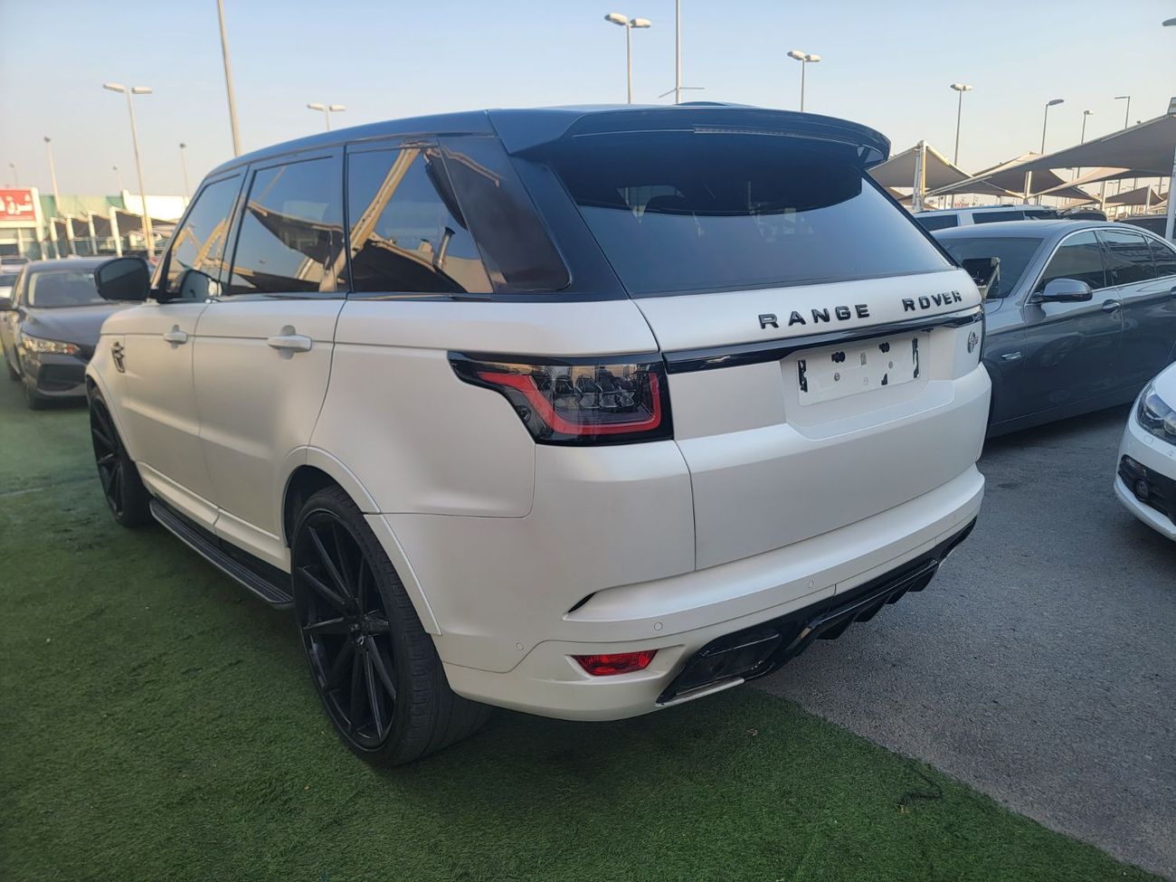 لاند روفر رينج روفر سبورت SVR 5.0L (550 HP)