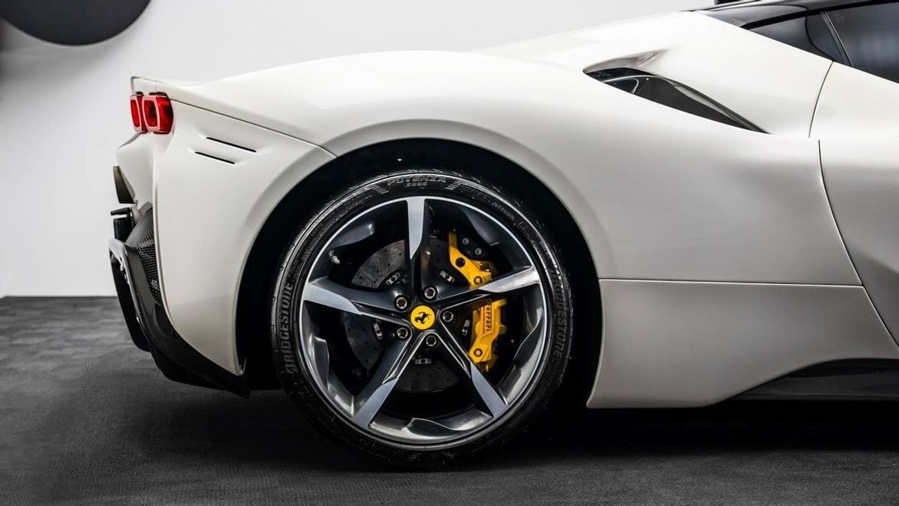 Ferrari SF90 Stradale Stradale 2021 - GCC - Under Warranty and Service Contract