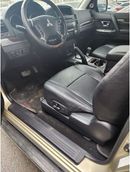 Mitsubishi Pajero GLS Highline 3.8L (189 HP)