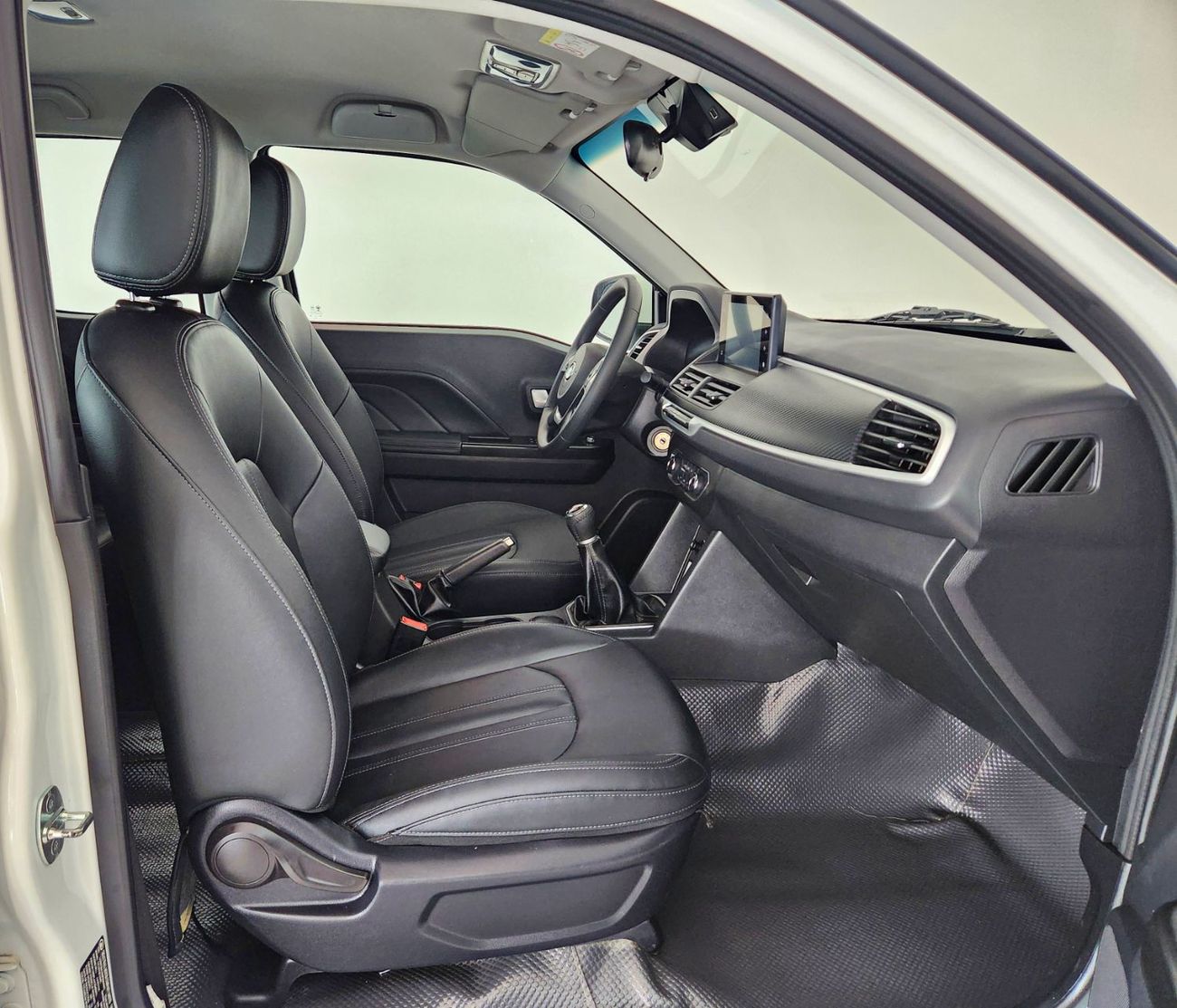 جريت وول وينغل Under warranty from official dealer - fully agency maintained - original paint