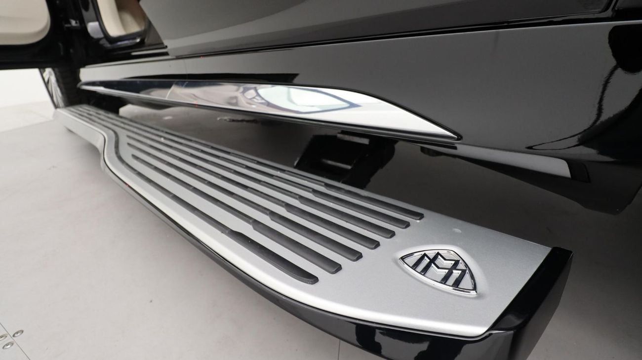 مرسيدس بنز gls600 مايباخ Maybach