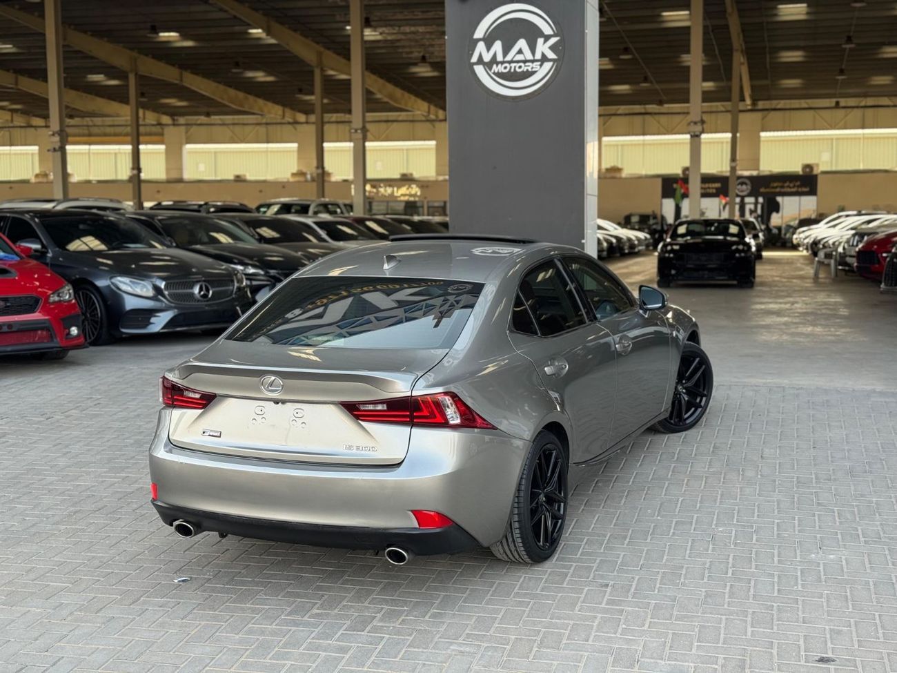 لكزس IS 350 Platinum 3.5L Platinum / 3.5L V6 / FULL OPTION / IN PERFECT CONDITION / DOUBLE XINON LIGHTS