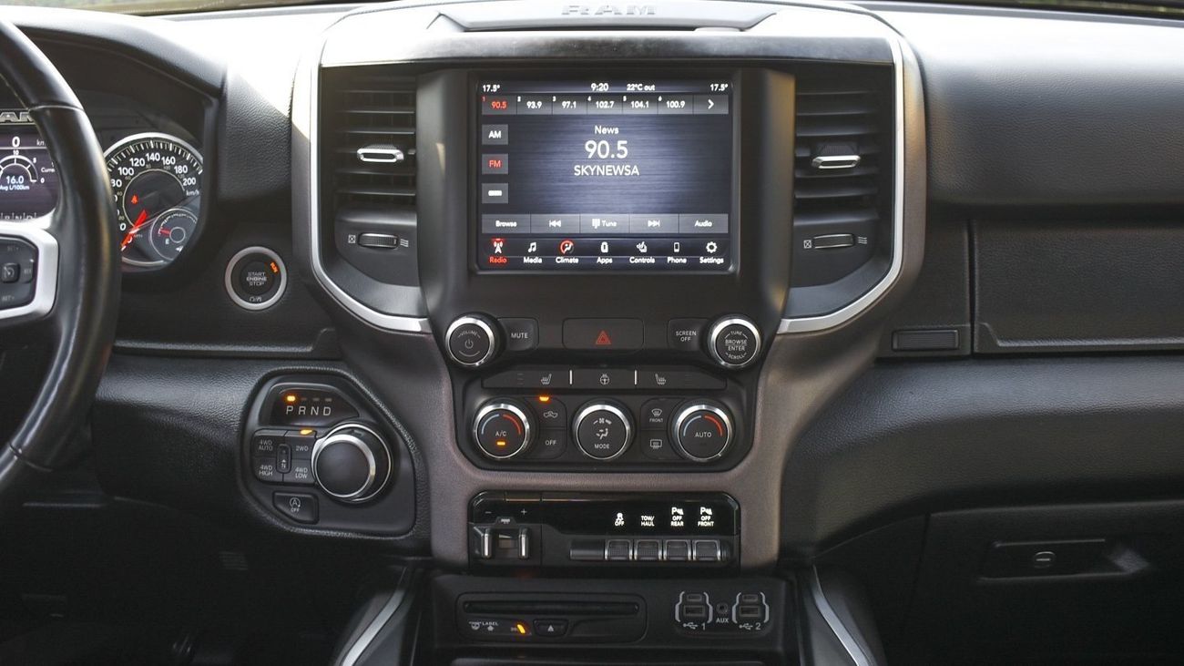 RAM 1500 BIGHORN