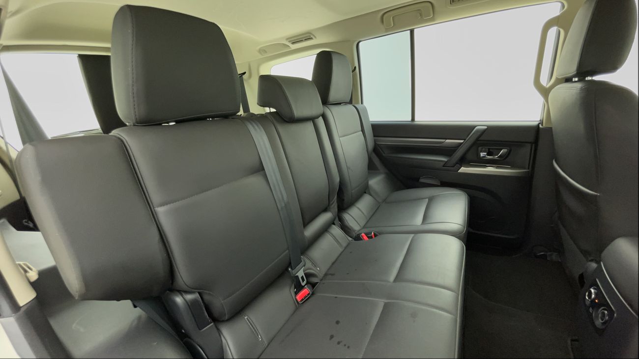 Mitsubishi Pajero GLS HIGHLINE 3 | Zero Down Payment | Home Test Drive