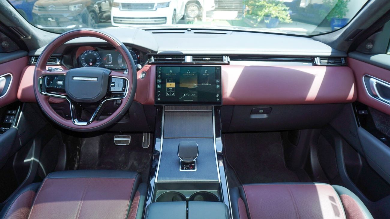 لاند روفر رينج روفر فيلار P400 Autobiography