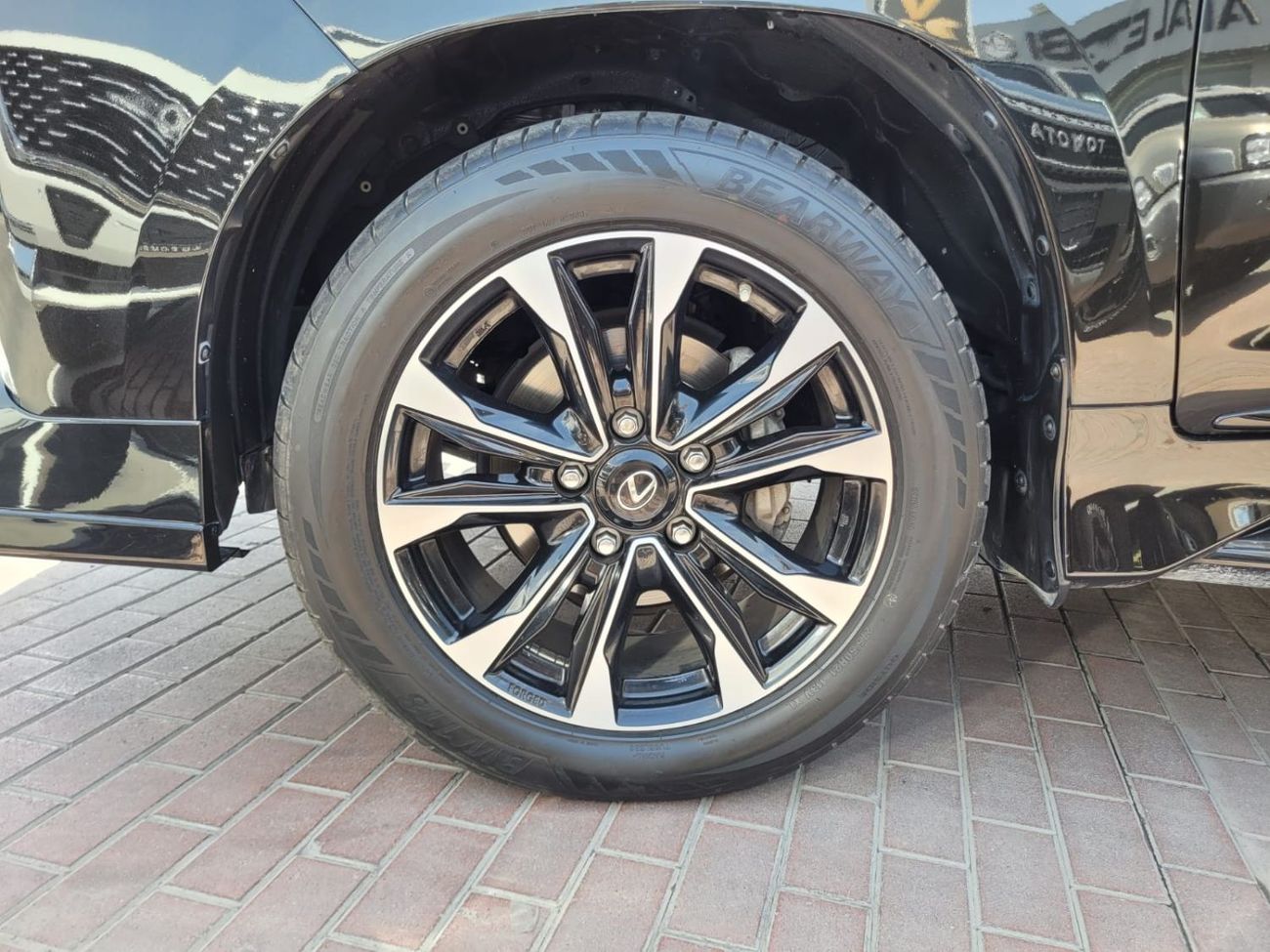 لكزس LX 570 LEXUS LX570 BLACK EDITION