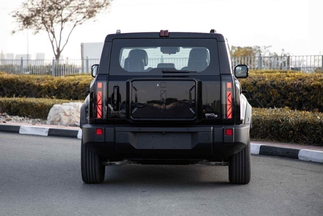 شيري iCar 2024 ICAR EQ3 V2 طويلة المدى - أسود من الداخل أخضر | تصدير فقط
