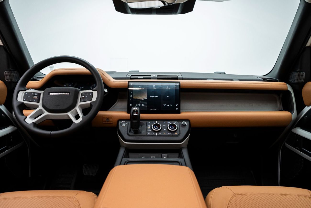 لاند روفر ديفندر P400 90 HSE 3.0L (5 Seater)
