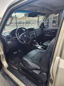 Mitsubishi Pajero GLS Highline 3.8L (189 HP)