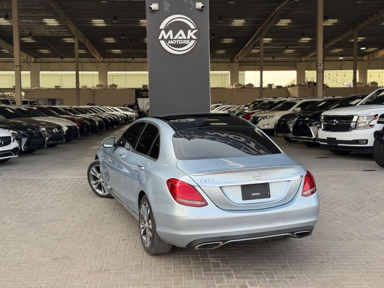 مرسيدس بنز C 300 AMG Pack 2.0L 2.0T V4 / AMG KIT / FULL OPTION / PROMASTER SOUND SYSTEM / IN PERFECT CONDITION