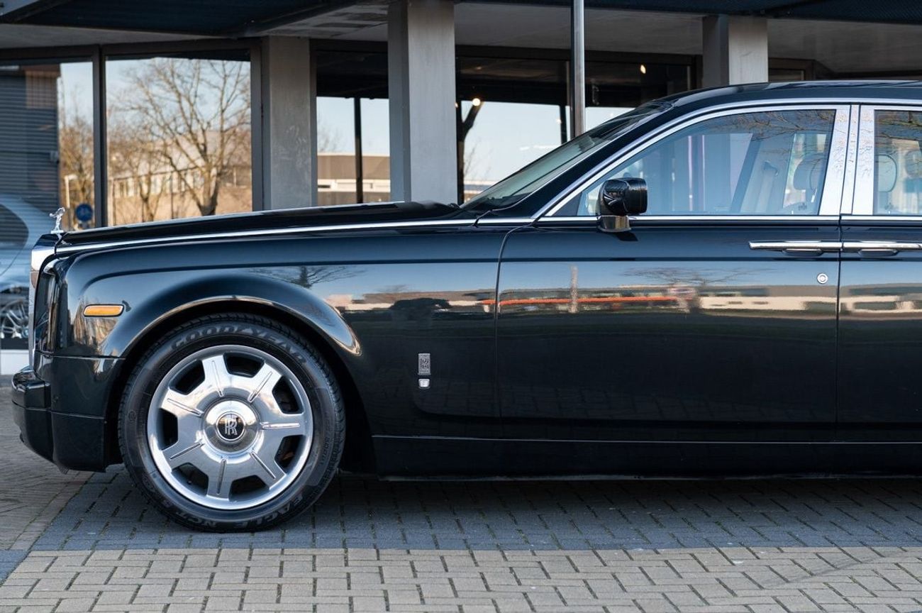 Rolls-Royce Phantom VII V12 6.75