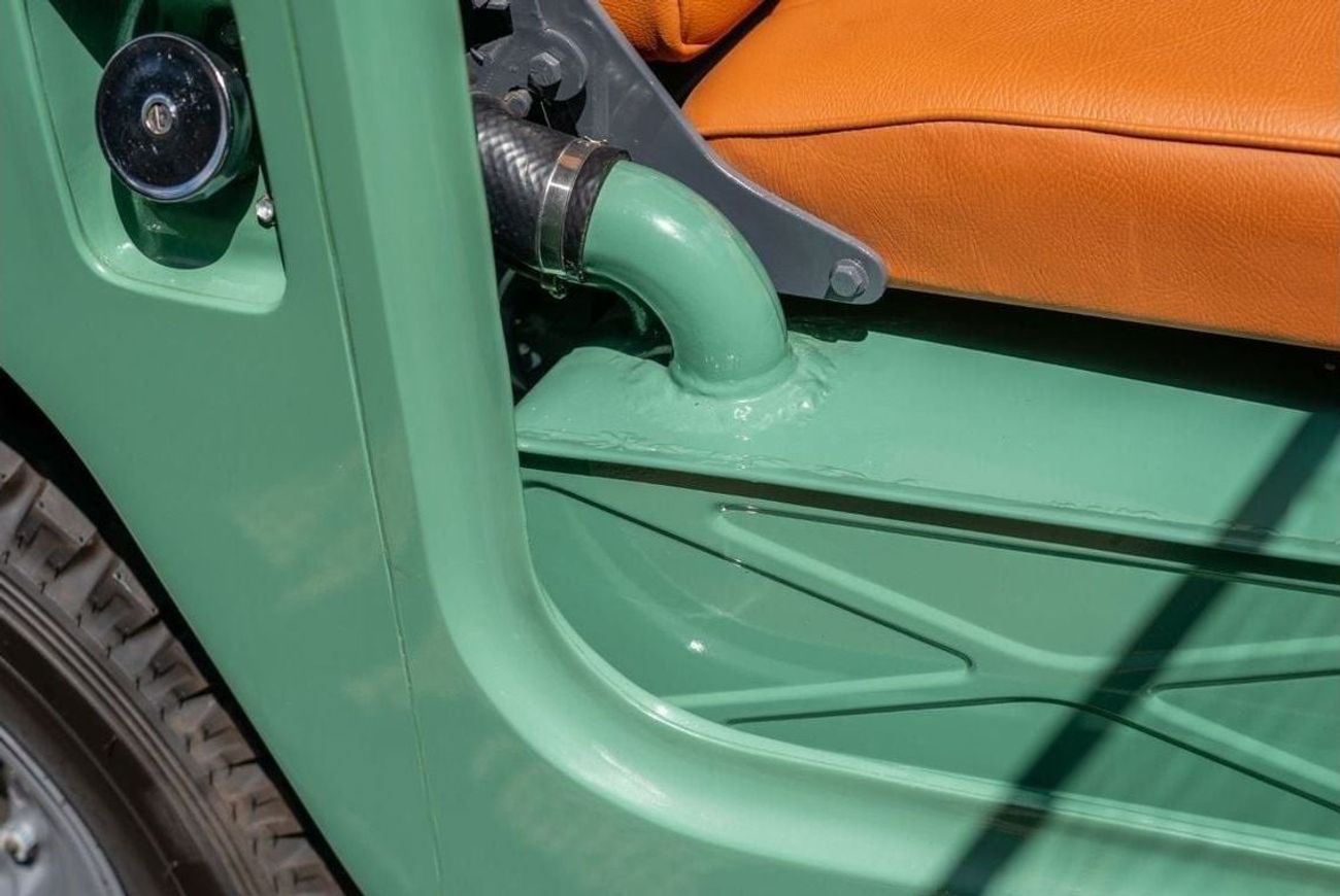 Toyota FJ Cruiser FJ-40