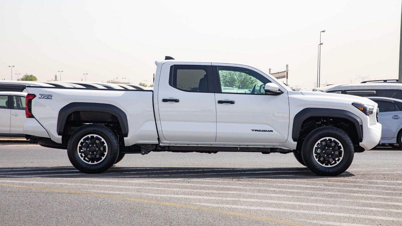 Toyota Tacoma TRD OFF-ROAD/2024/ For Local Registration +10%