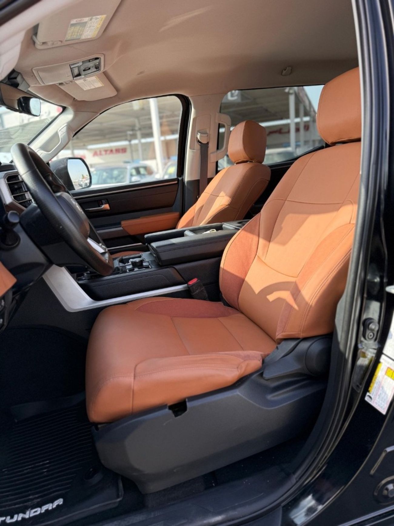 تويوتا تاندرا Toyota Tundra CREWMAX SR5 4WD