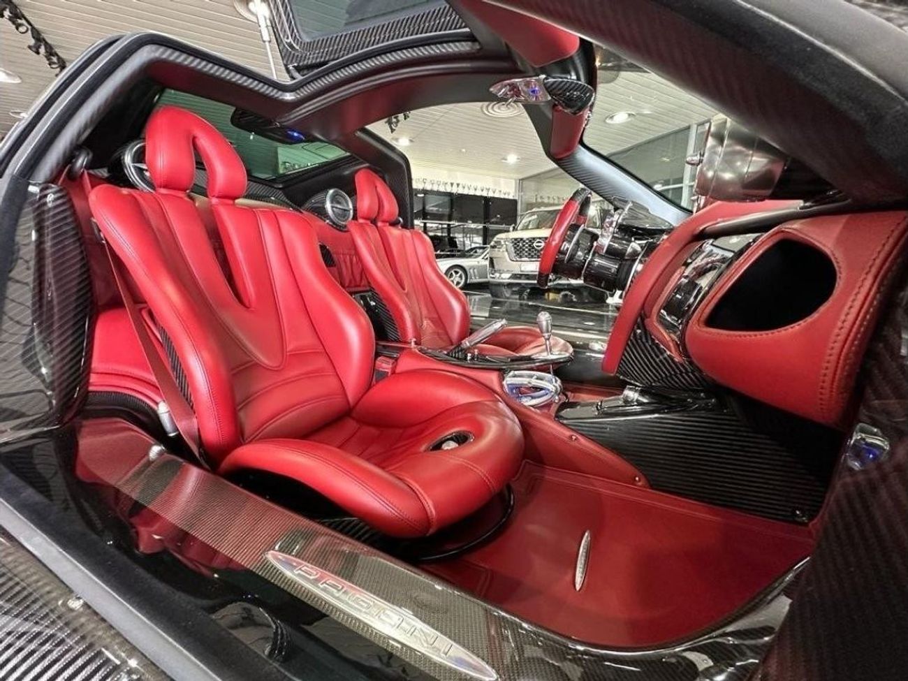 Pagani Huayra 1 out of 100