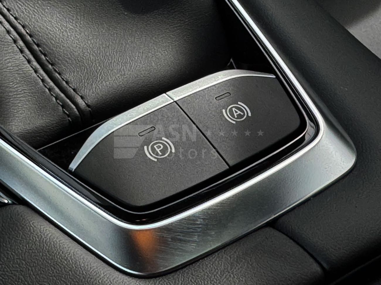 MG MG5 Luxury Edition 1.5L 2025 (Export Only)
