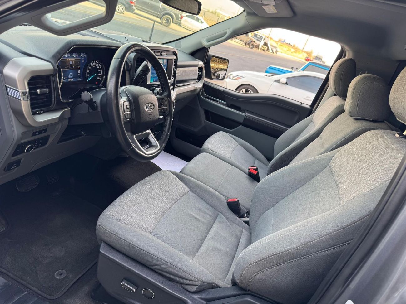 فورد F 150 XLT / 5.0 V8 4X4 / GCC / فحص الوكالة / تشغيل عن بعد / في حالة ممتازة