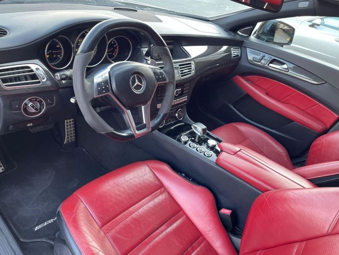 مرسيدس بنز CLS 63 AMG CLS 63 AMG / ORIGINAL / FULLY SERVICED